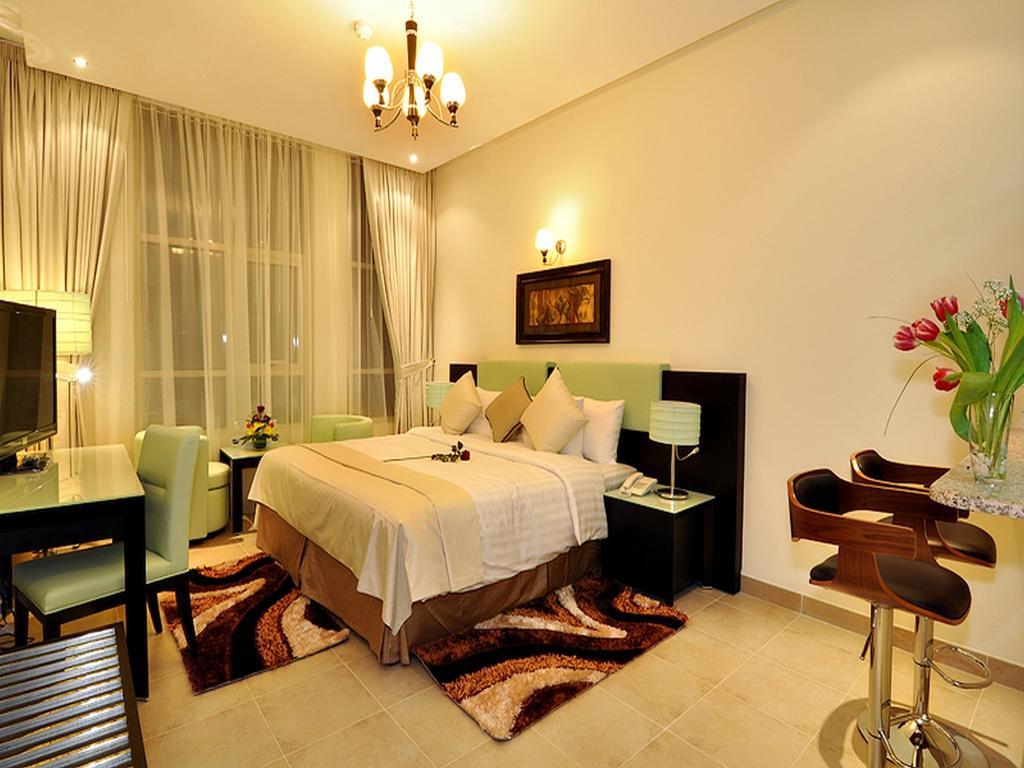 Pride Hotel Apartments Dubai Exterior photo