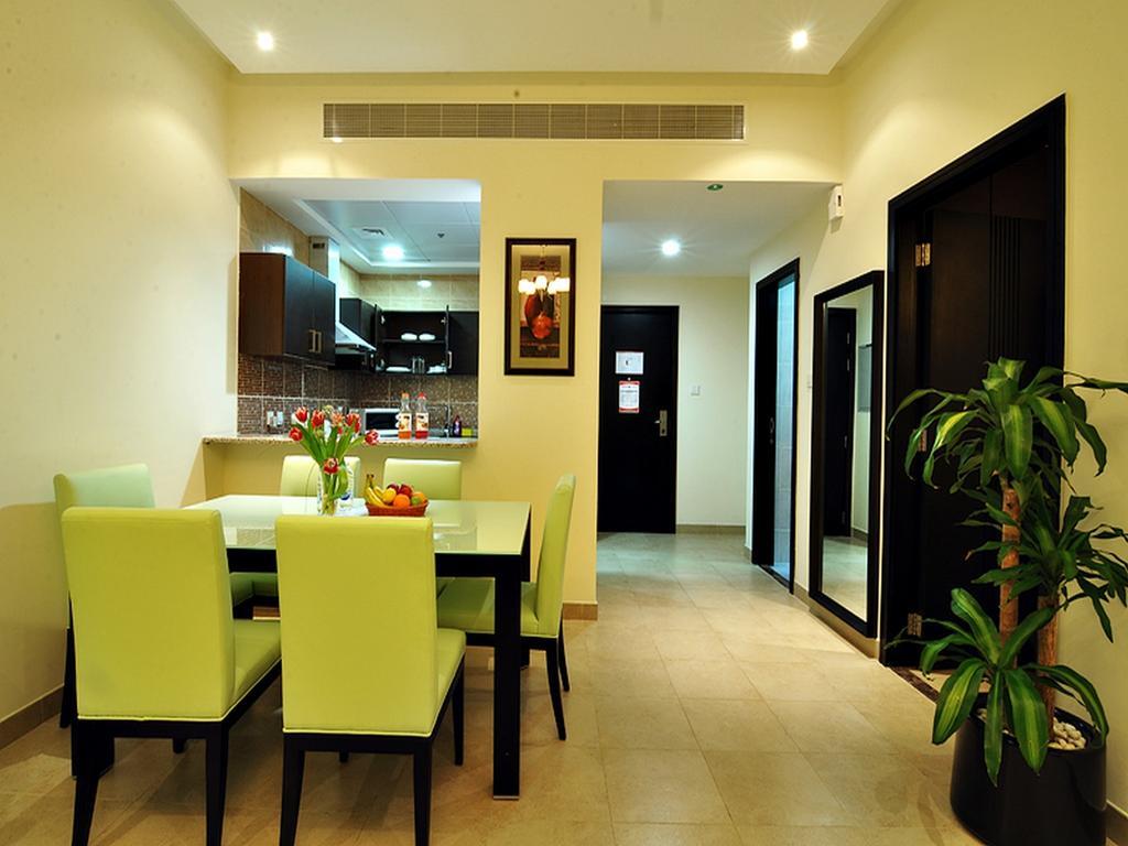 Pride Hotel Apartments Dubai Exterior photo