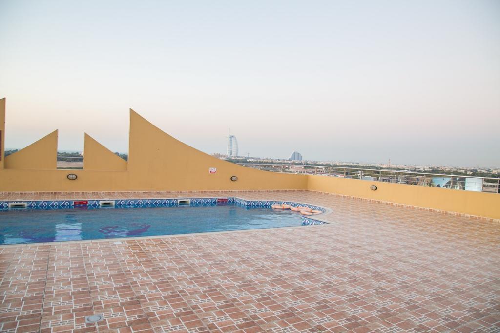 Pride Hotel Apartments Dubai Exterior photo